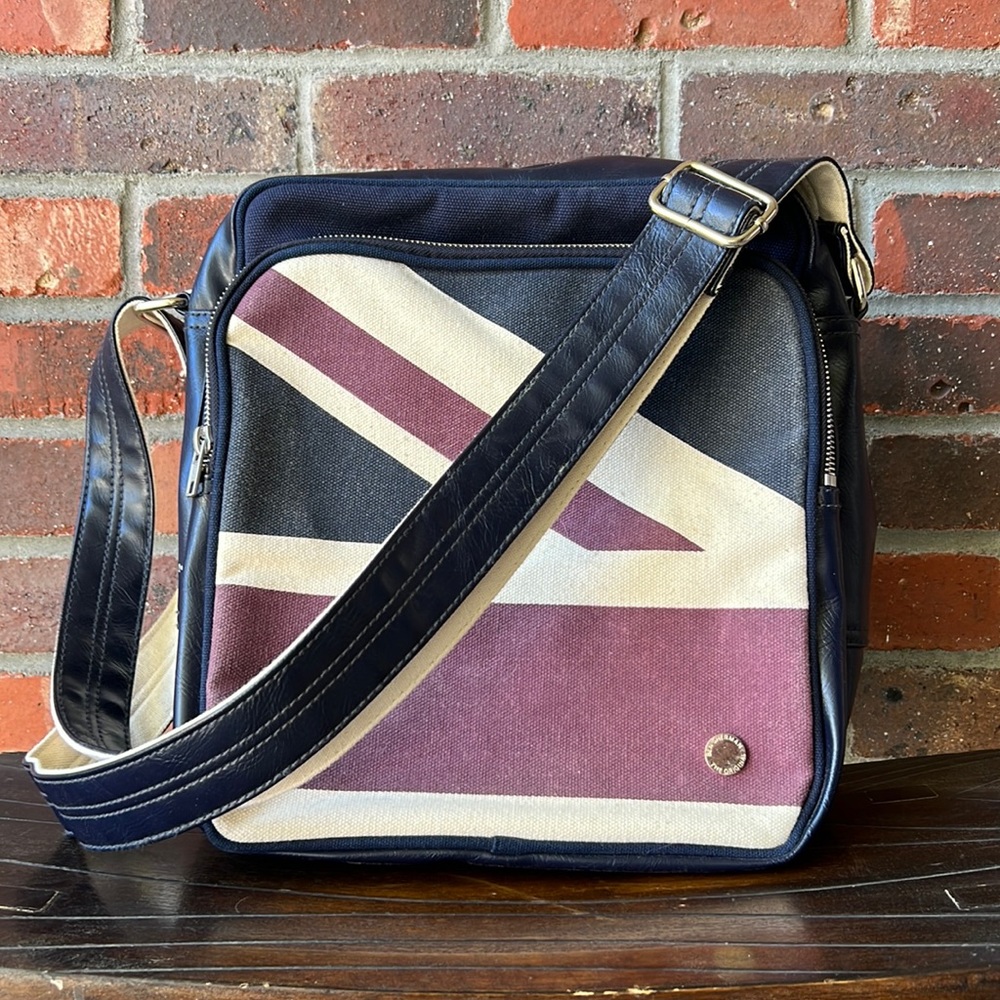 Classic Ben Sherman Union Jack Canvas Messenger Crossbody